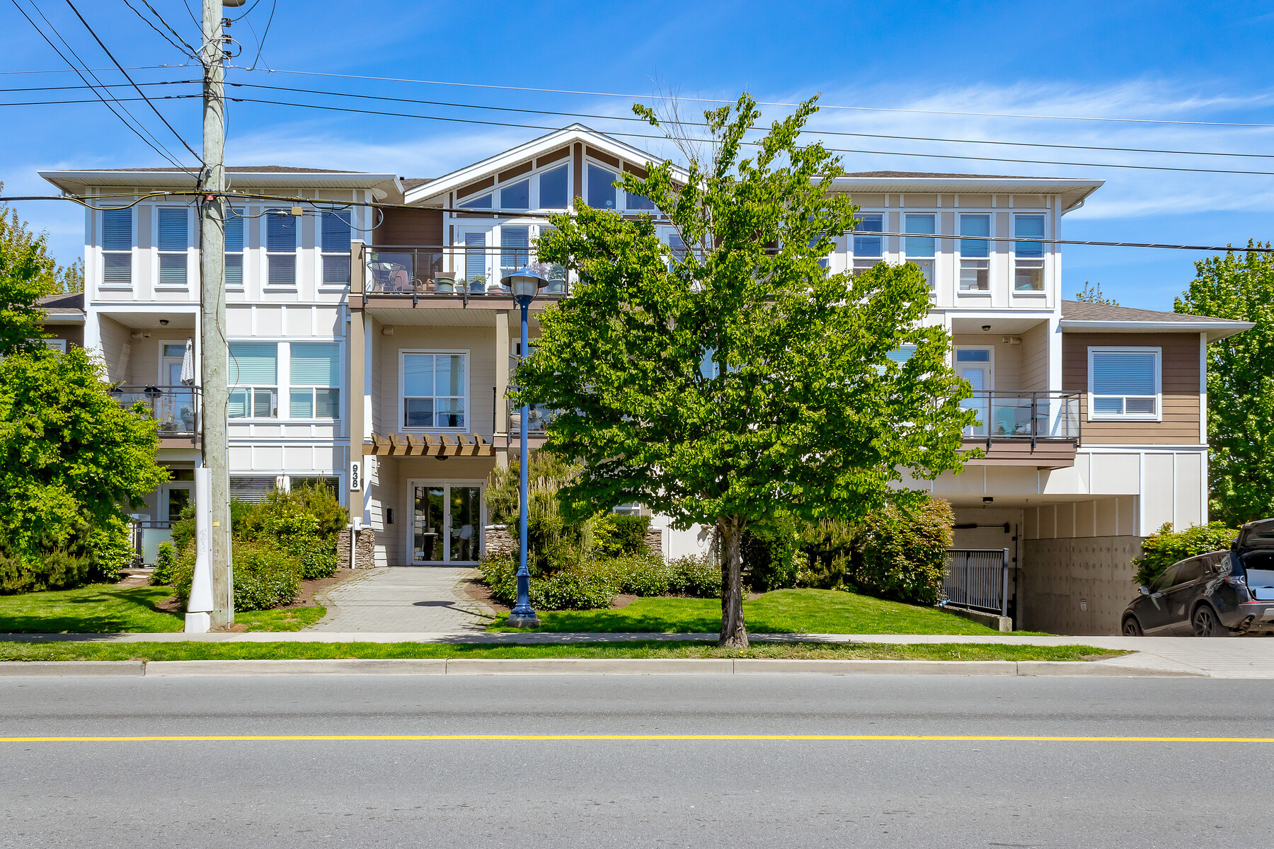 115938 Dunford Ave Multimedia Showcase