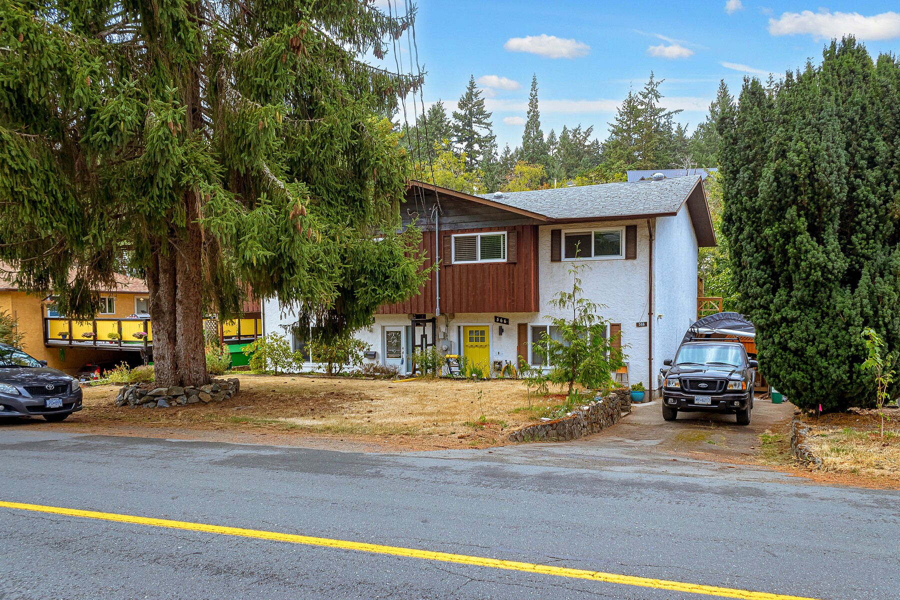 568 Phelps Ave Multimedia Showcase