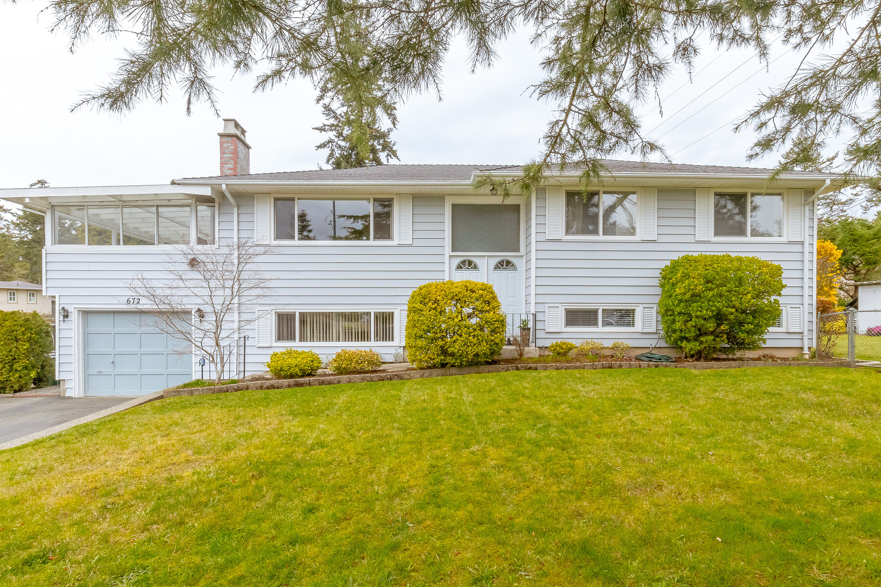 672 Vanalman Ave Multimedia Showcase