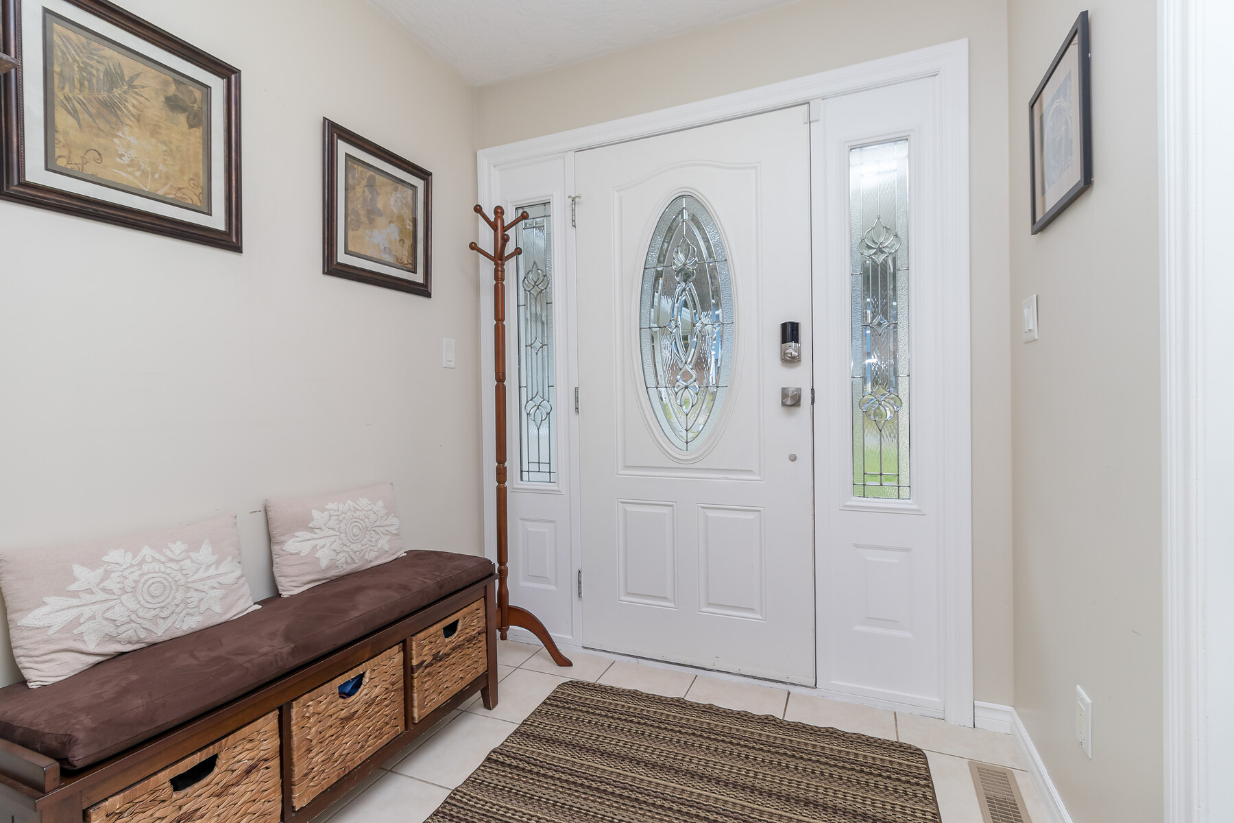 8031 Musgrave St Multimedia Showcase