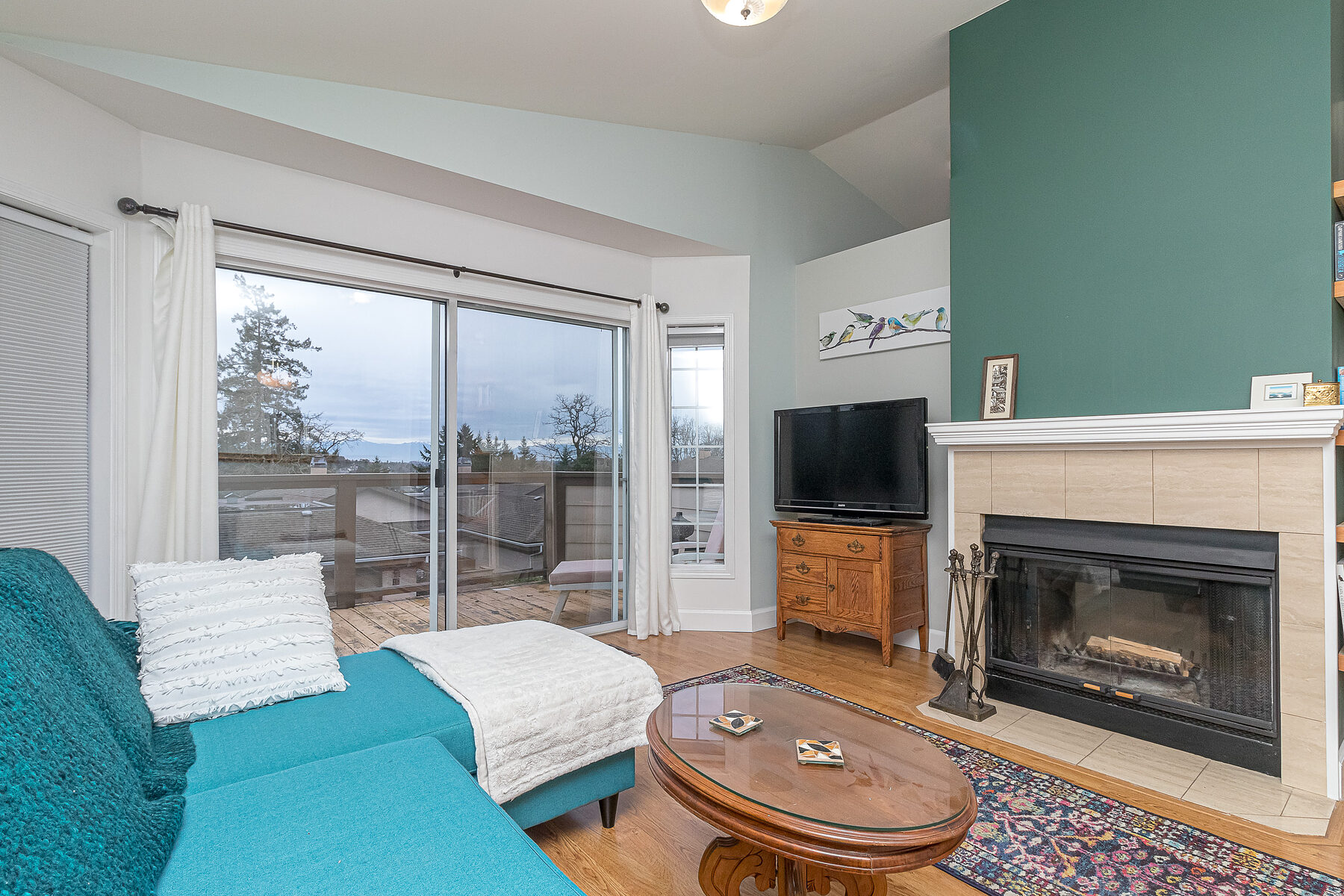 38901 Kentwood Lane Multimedia Showcase